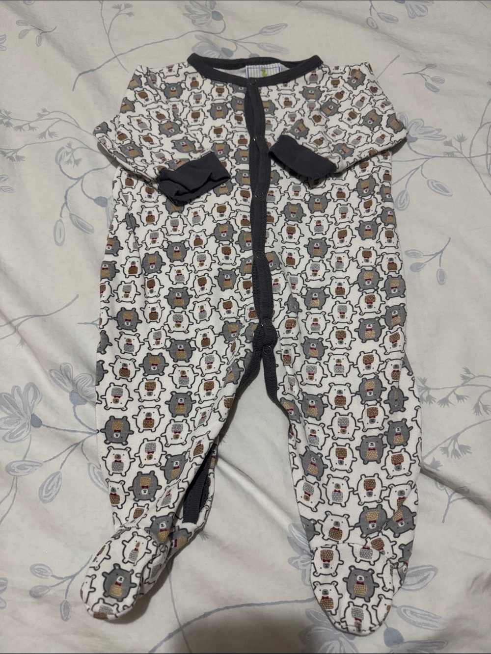 ⭐️Duck Duck Goose Baby Snap Long Sleeve Footies (Size: 6-9M)